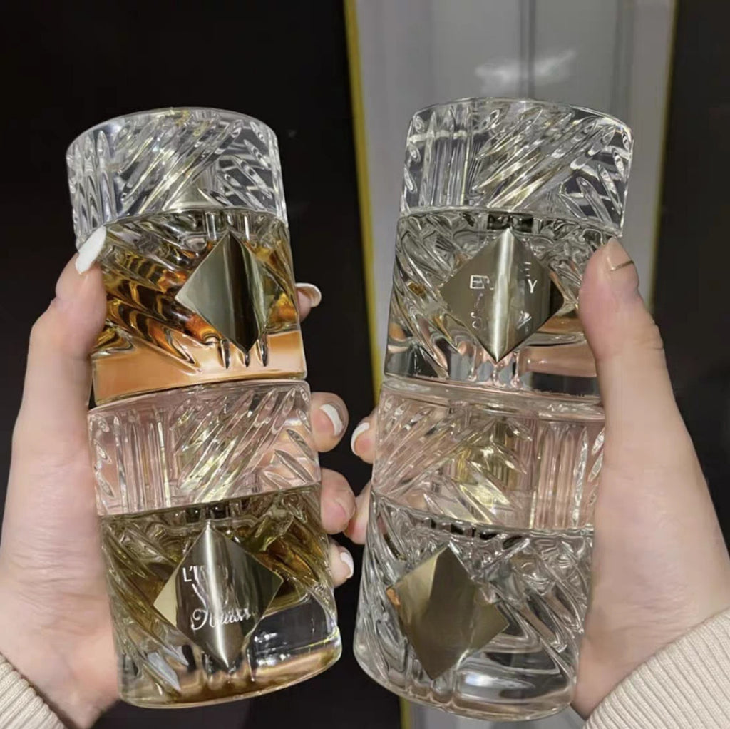 Elegant Oriental Tone Perfume Spray with Long-Lasting Fragrance